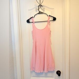 Pink mini dress for upsizing summer very beach vibe from forever 21 size small